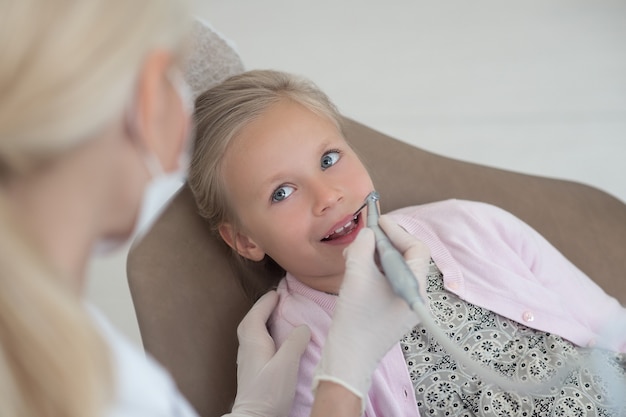 extraction of primary teeth